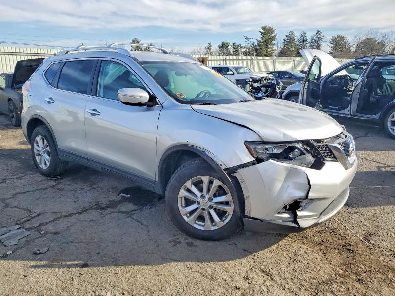 Photo 4 from auction – 2015 NISSAN ROGUE S with VIN KNMAT2MV8FP545358