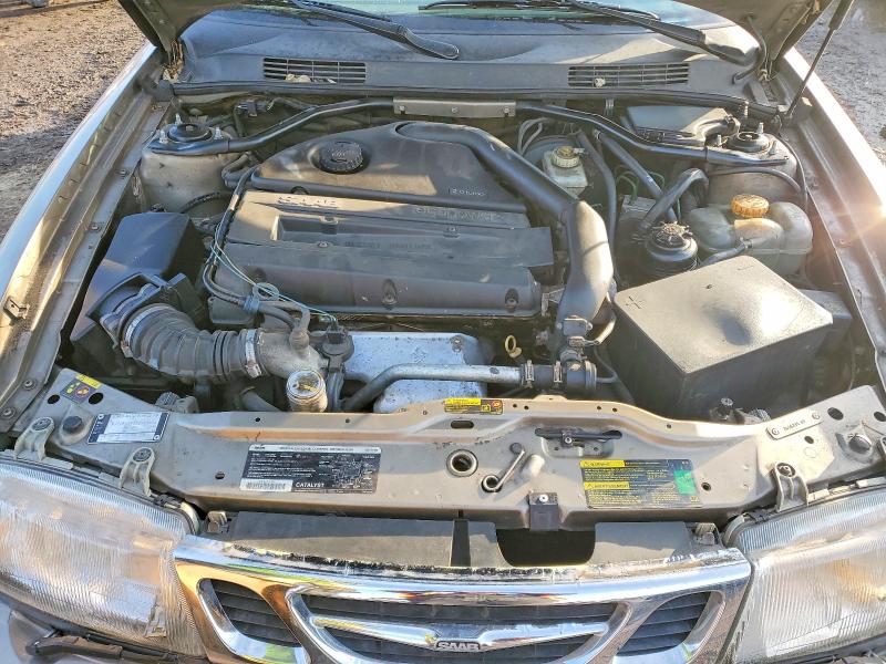 Photo 11 from auction – 2002 SAAB 9-3 SE with VIN YS3DF58K122011611