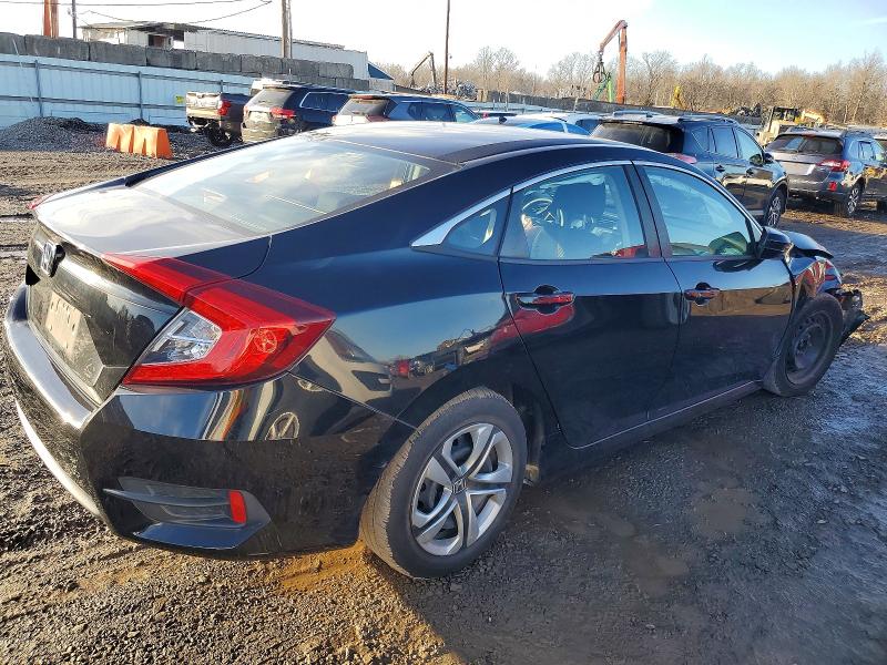 Photo 3 from auction – 2018 HONDA CIVIC with VIN 2HGFC2F50JH585743