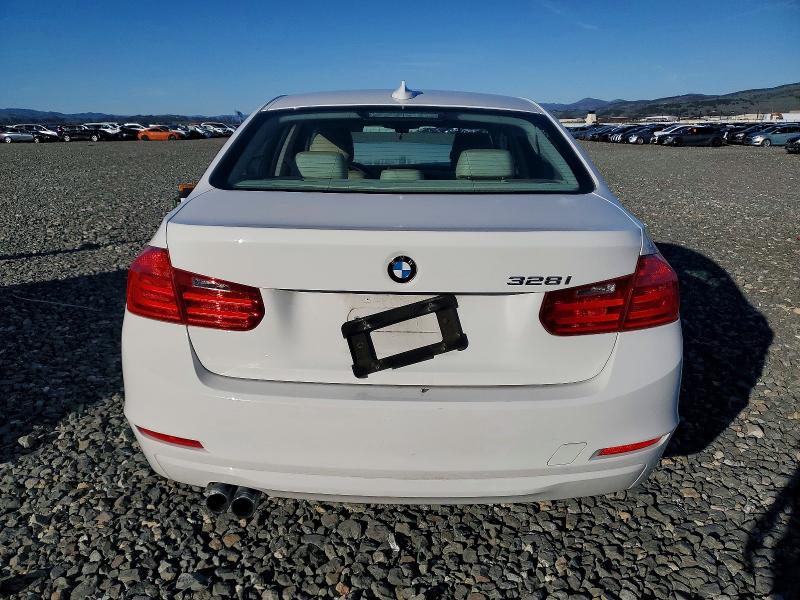 Photo 6 from auction – 2012 BMW 328 I with VIN WBA3A5G53CNP15691