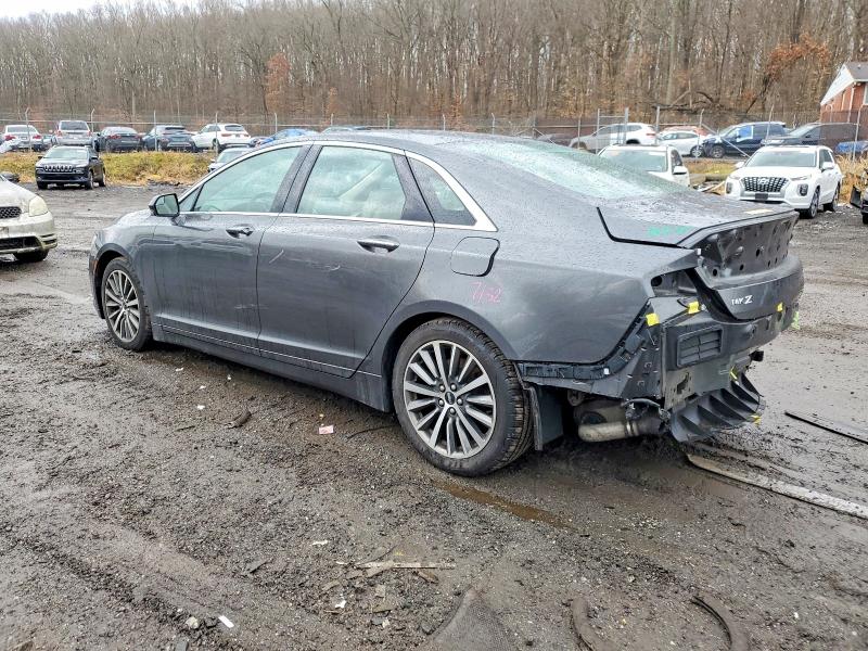 Photo 2 from auction – 2017 LINCOLN MKZ with VIN 3LN6L5DC0HR654409