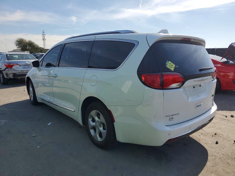 Photo 2 from auction – 2017 CHRYSLER PACIFICA with VIN 2C4RC1EG7HR669457