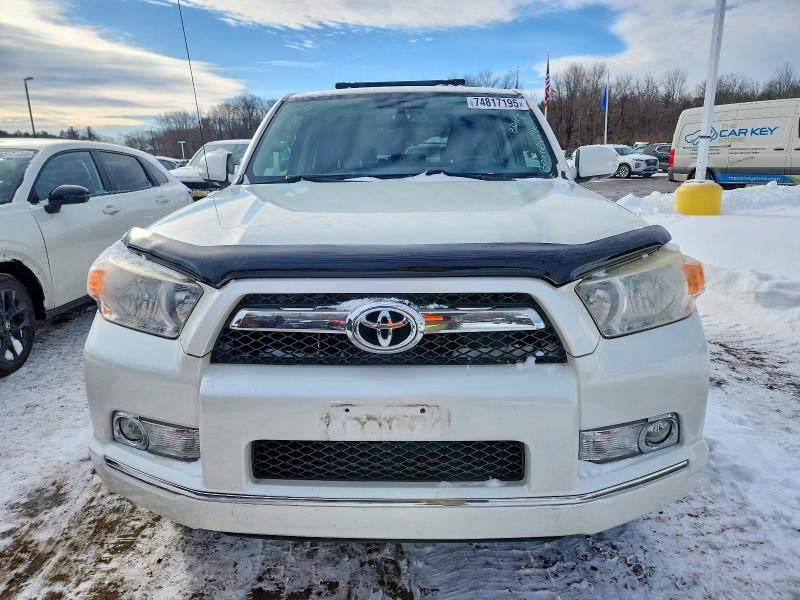 Photo 5 from auction – 2011 TOYOTA 4RUNNER SR with VIN JTEBU5JR6B5050541