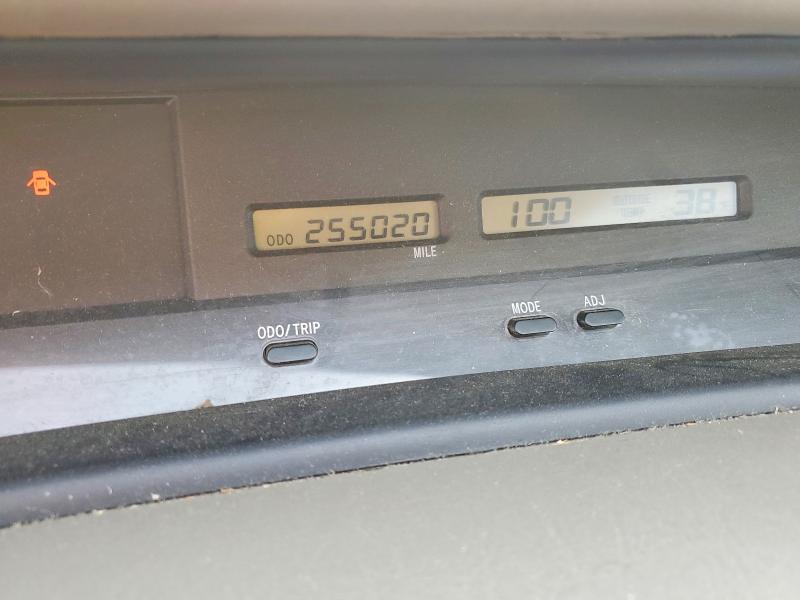 Photo 9 from auction – 2002 TOYOTA AVALON XL with VIN 4T1BF28B32U236478