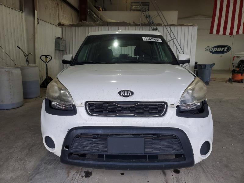 Photo 5 from auction – 2013 KIA SOUL with VIN KNDJT2A67D7564574