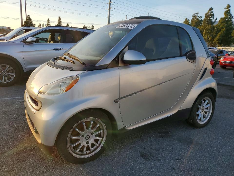 SMART FORTWO 2008 with VIN WMEEJ31X38K147348 - Photo from auction