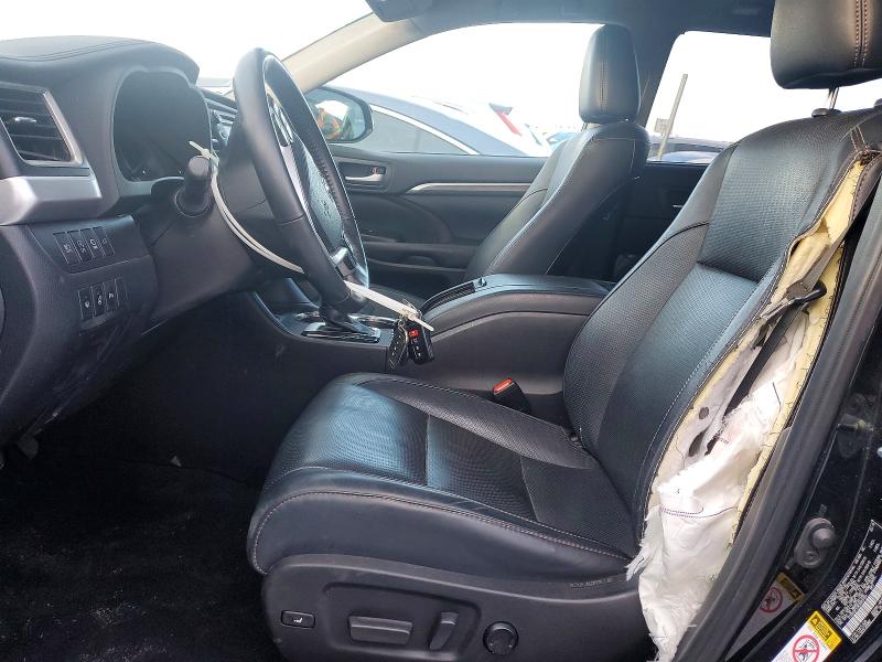 Photo 7 from auction – 2019 TOYOTA HIGHLANDER with VIN 5TDDZRFH3KS993194