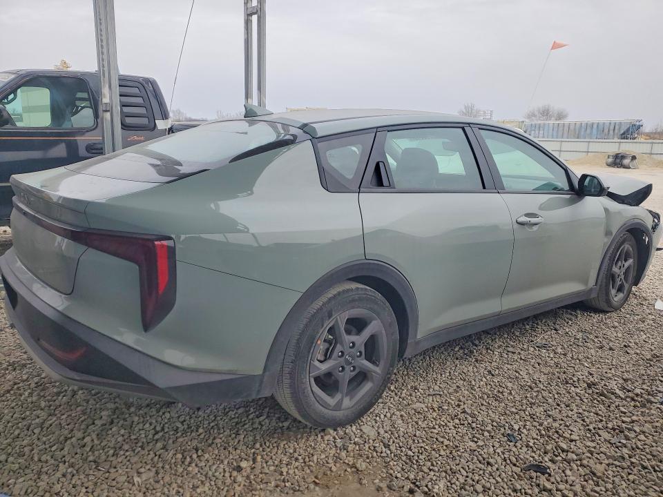 Photo 3 from auction – 2025 KIA K4 LX with VIN 3KPFT4DE1SE105400