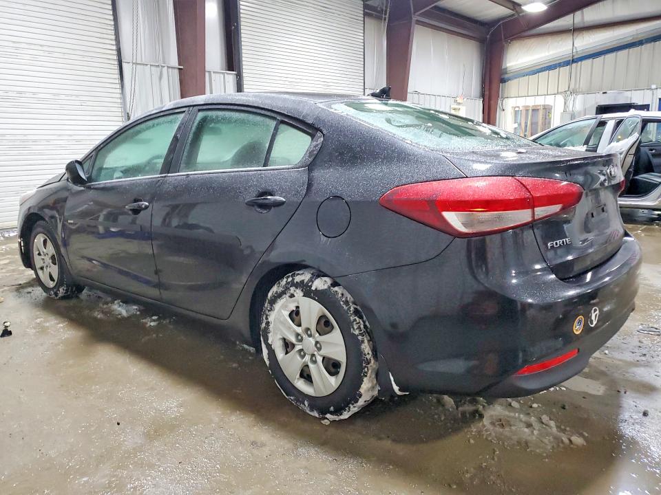 Photo 2 from auction – 2018 KIA FORTE LX with VIN 3KPFK4A78JE210328