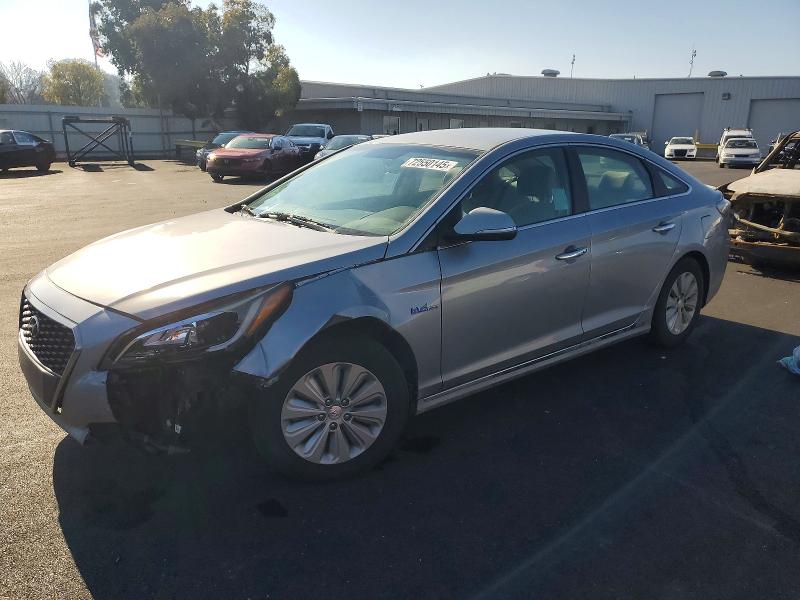 HYUNDAI SONATA HYB 2016 with VIN KMHE24L15GA012026 - Photo from auction