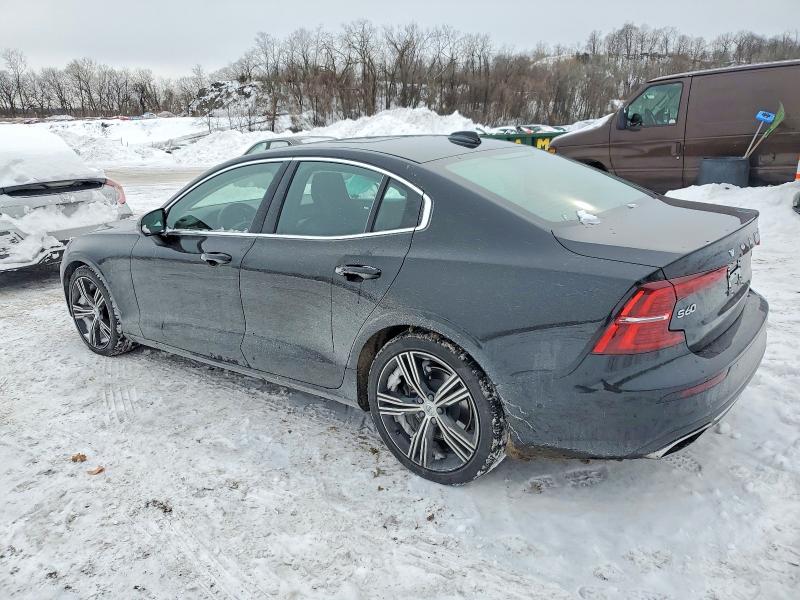 Photo 2 from auction – 2021 VOLVO S60 with VIN 7JR102TL7MG122908