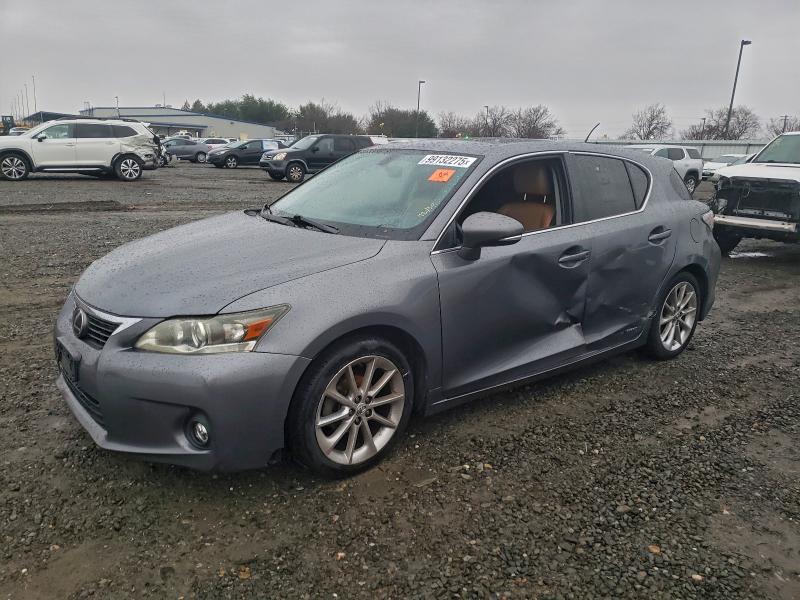 LEXUS CT 200 2012 with VIN JTHKD5BH5C2108019 - Photo from auction