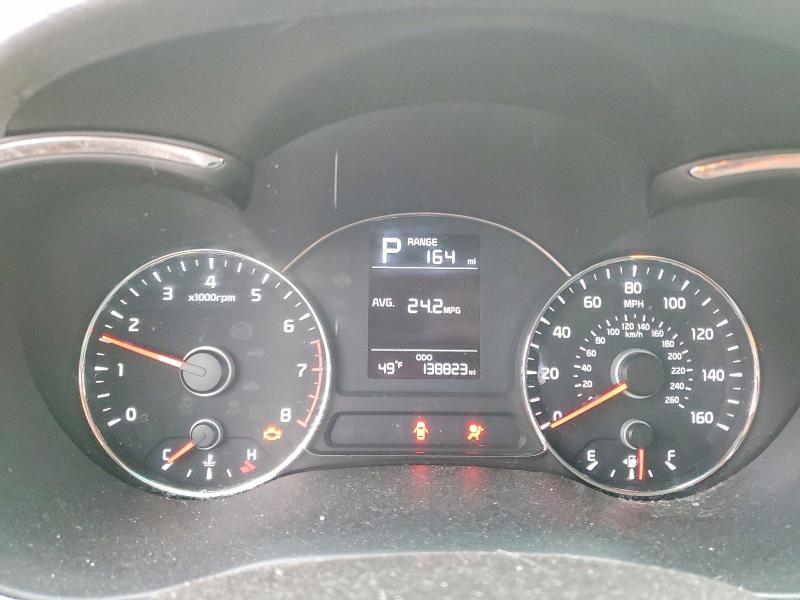 Photo 9 from auction – 2017 KIA FORTE LX with VIN 3KPFK4A75HE095584