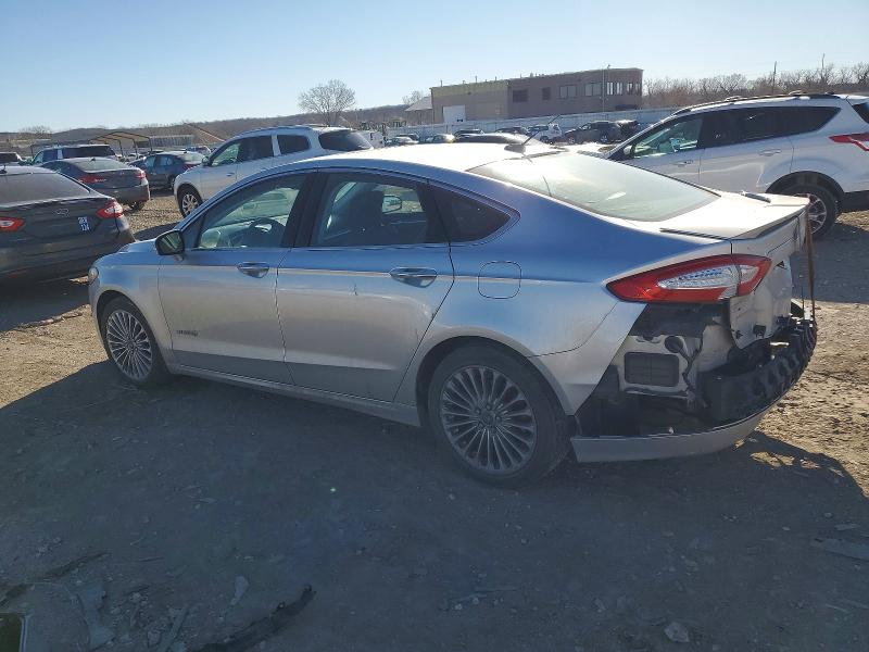 Photo 2 from auction – 2013 FORD FUSION TIT with VIN 3FA6P0RU5DR351977