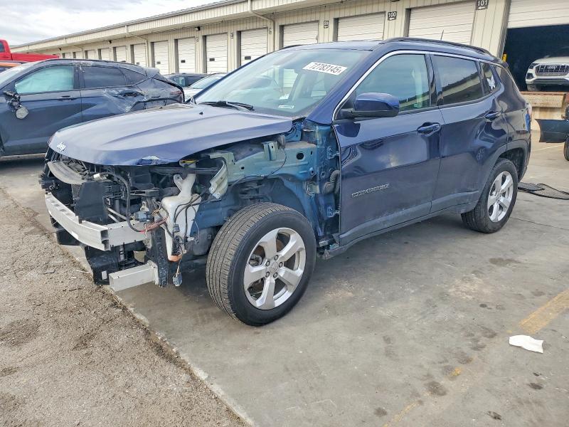 JEEP COMPASS 2018 with VIN 3C4NJDBB6JT282495 - Photo from auction