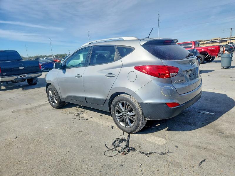 Photo 2 from auction – 2015 HYUNDAI TUCSON with VIN KM8JUCAG2FU111796