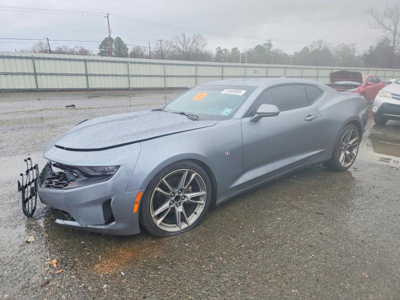 CHEVROLET CAMARO 2019 with VIN 1G1FB1RX5K0117739 - Photo from auction