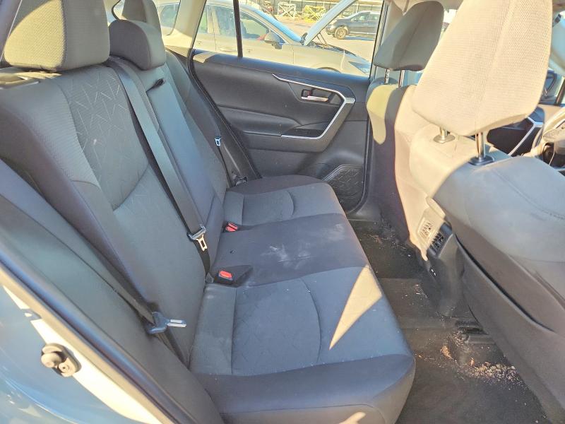 Photo 11 from auction – 2021 TOYOTA RAV4 XLE with VIN 2T3W1RFV0MW177356