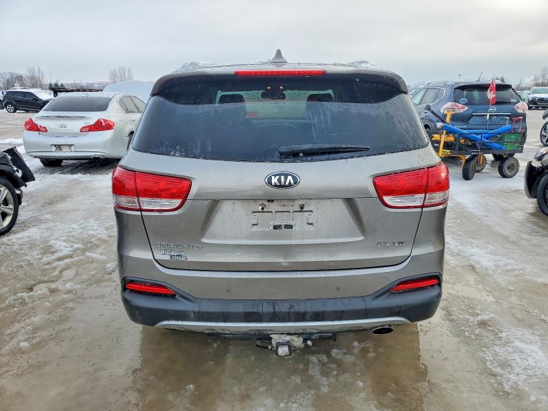 Photo 6 from auction – 2017 KIA SORENTO EX with VIN 5XYPHDA59HG195448