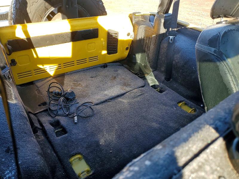 Photo 10 from auction – 2015 JEEP WRANGLER with VIN 1C4BJWCG1FL614015