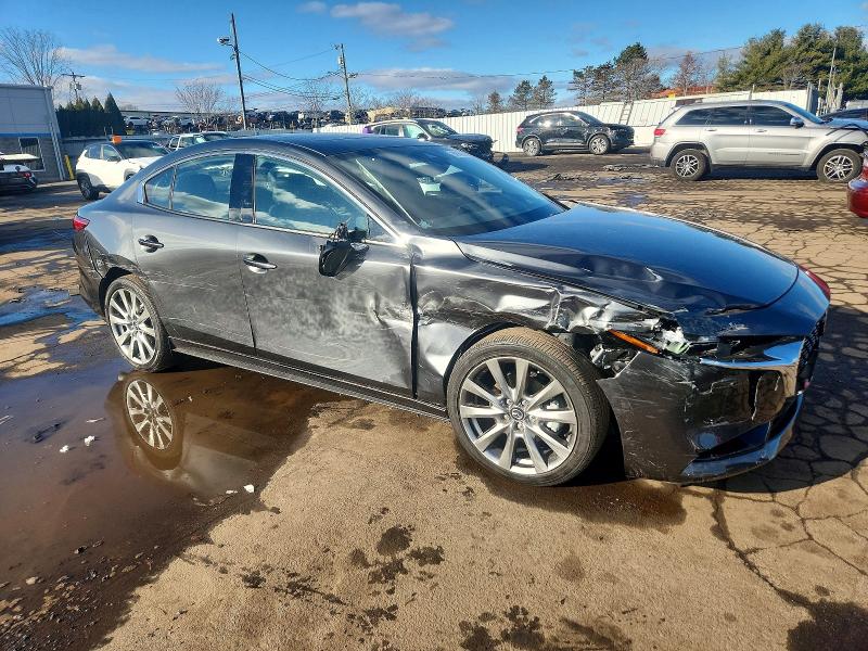 Photo 4 from auction – 2023 MAZDA 3 PREMIUM with VIN 3MZBPBDMXPM380241