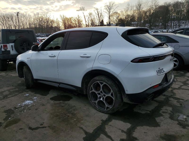 Photo 2 from auction – 2024 ALFA ROMEO TONALE VEL with VIN ZASPATDW5R3044183