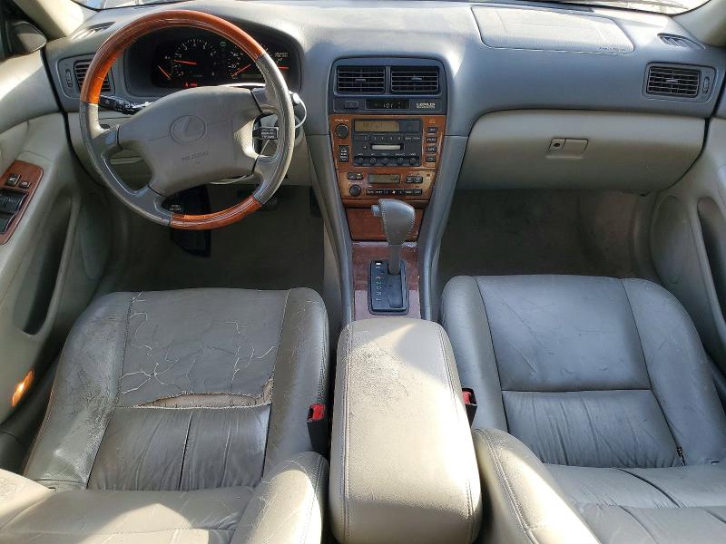 Photo 8 from auction – 2001 LEXUS ES 300 with VIN JT8BF28GX10329518