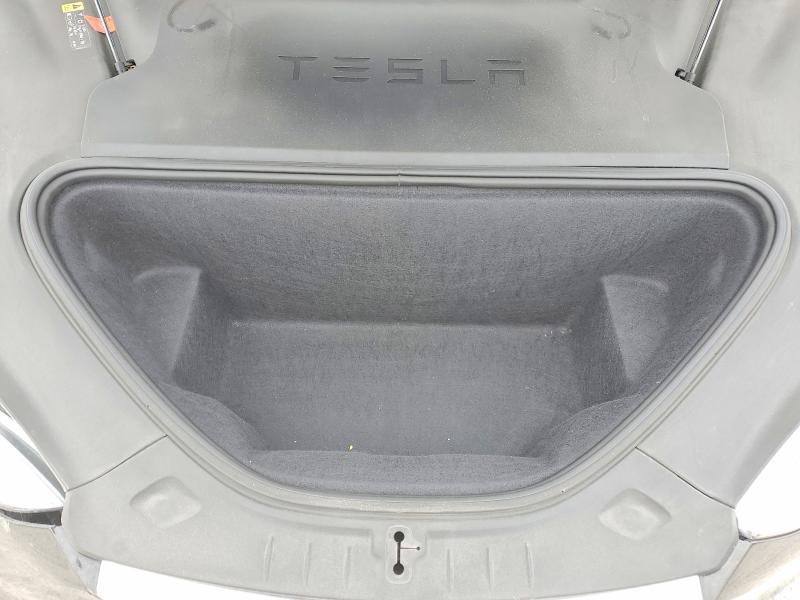 Photo 11 from auction – 2018 TESLA MODEL S with VIN 5YJSA1E22JF249814