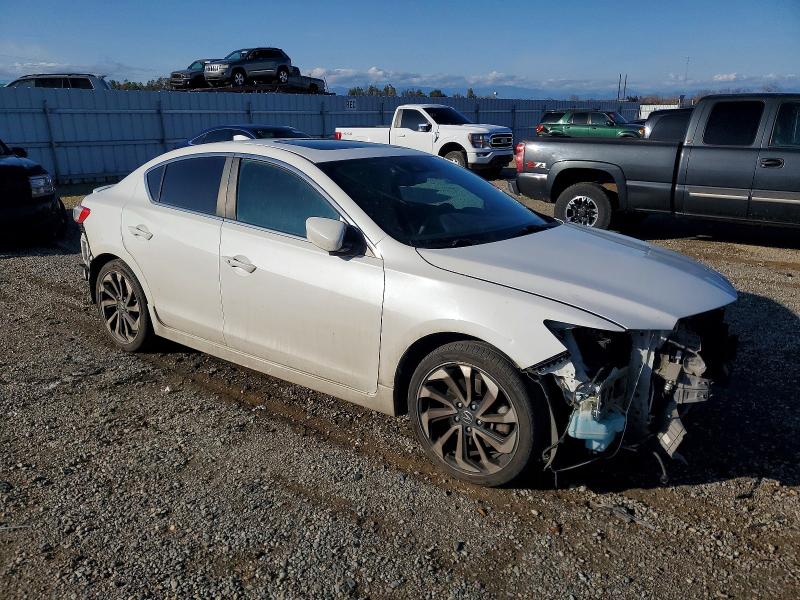 Photo 4 from auction – 2016 ACURA ILX PREMIU with VIN 19UDE2F80GA008472