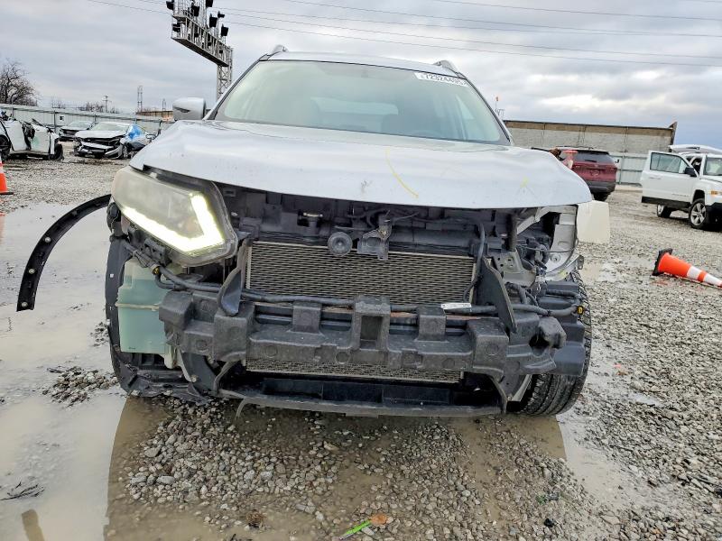 Photo 5 from auction – 2016 NISSAN ROGUE S with VIN KNMAT2MT7GP632300