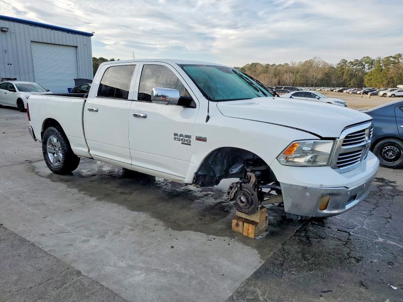 Photo 4 from auction – 2019 RAM 1500 CLASSIC with VIN 1C6RR6TT7KS512472
