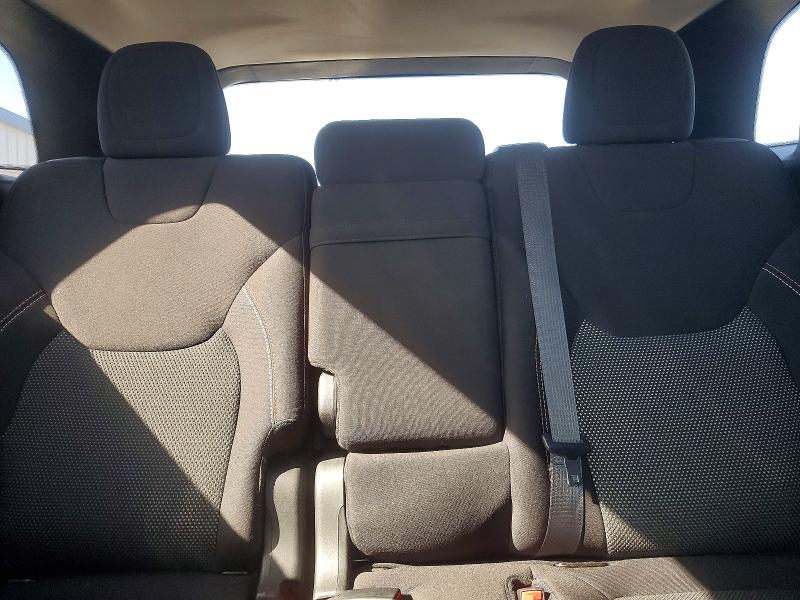 Photo 10 from auction – 2017 JEEP CHEROKEE L with VIN 1C4PJLCB1HW534885