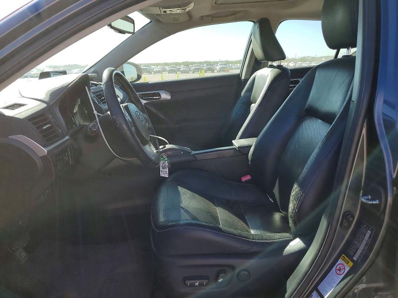 Photo 7 from auction – 2011 LEXUS CT 200 with VIN JTHKD5BH5B2033367