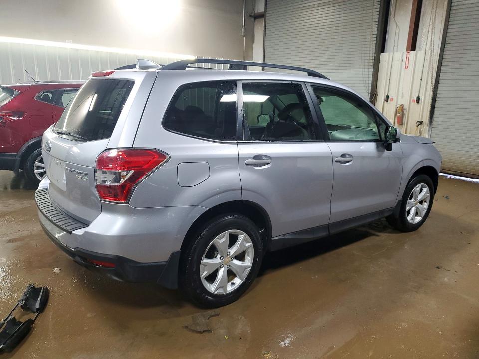 Photo 3 from auction – 2016 SUBARU FORESTER 2 with VIN JF2SJADC3GH411258
