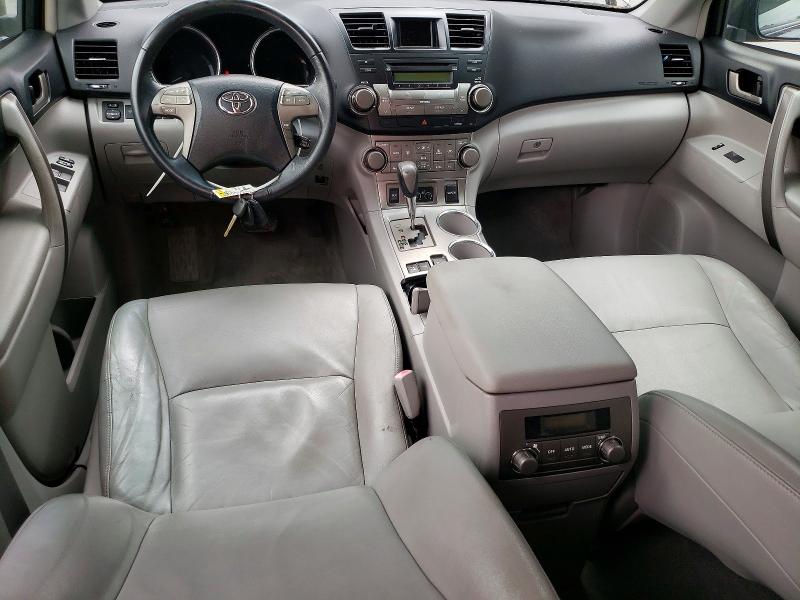 Photo 8 from auction – 2008 TOYOTA HIGHLANDER with VIN JTEES43A382073080