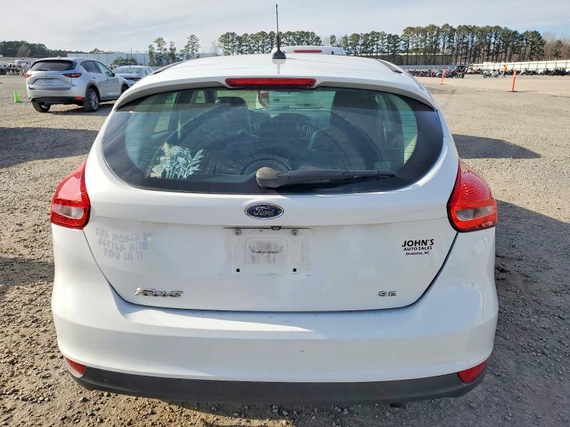 Photo 6 from auction – 2015 FORD FOCUS with VIN 1FADP3K24FL318472