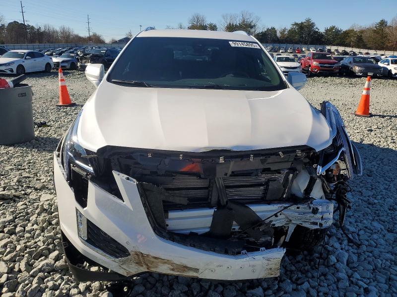 Photo 5 from auction – 2025 CADILLAC XT5 LUXURY with VIN 1GYKNAR45SZ129690