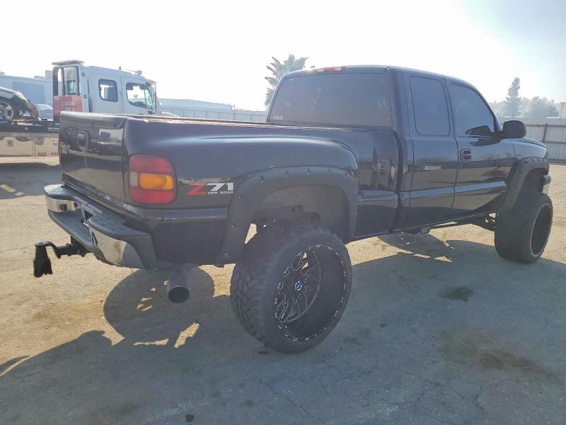 Photo 3 from auction – 2003 CHEVROLET SILVERADO with VIN 1GCEK19T13Z275993