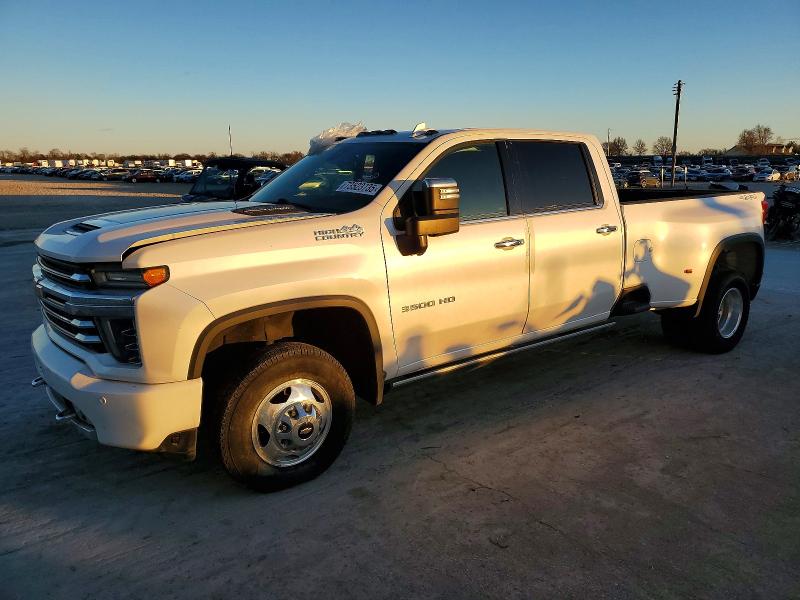 Photo 1 from auction – 2022 CHEVROLET SILVERADO with VIN 1GC4YVEY7NF347559