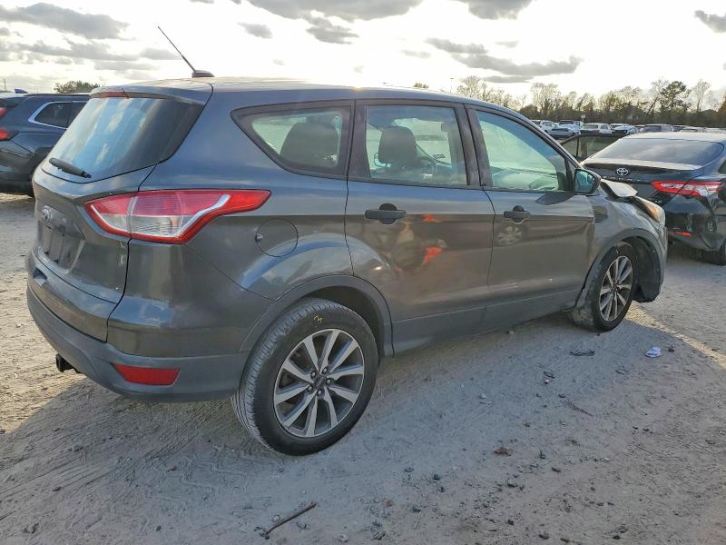 Photo 3 from auction – 2015 FORD ESCAPE with VIN 1FMCU0F79FUB29289