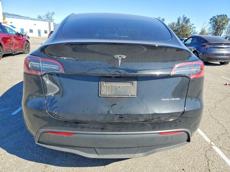 Photo 6 from auction – 2023 TESLA MODEL Y with VIN 7SAYGDEE8PA025170