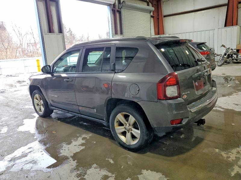 Photo 2 from auction – 2015 JEEP COMPASS LA with VIN 1C4NJDEB2FD117567