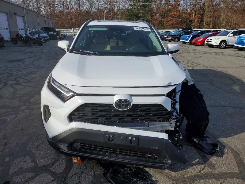 Photo 5 from auction – 2025 TOYOTA RAV4 XLE with VIN 2T3P1RFV8SW586318