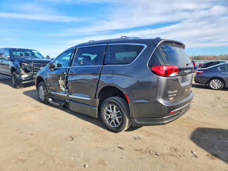 Photo 2 from auction – 2020 CHRYSLER PACIFICA with VIN 2C4RC1BG0LR104948