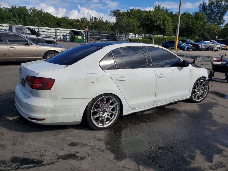 Photo 3 from auction – 2018 VOLKSWAGEN JETTA with VIN 3VWDB7AJ1JM223879