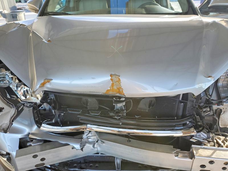 Photo 11 from auction – 2016 TOYOTA HIGHLANDER with VIN 5TDYKRFH8GS129044