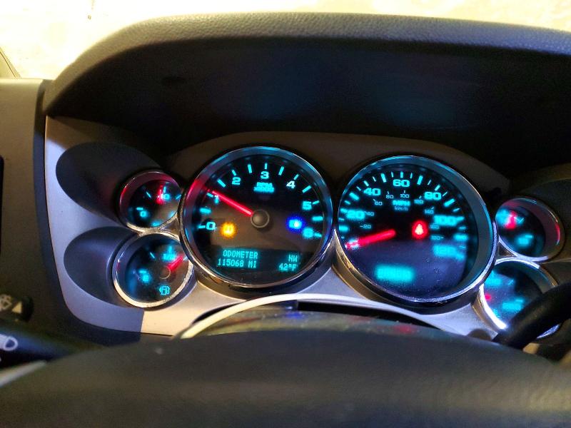Photo 9 from auction – 2011 CHEVROLET SILVERADO with VIN 3GCPKSE38BG334220