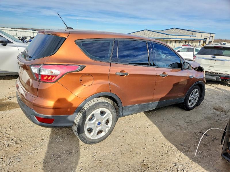 Photo 3 from auction – 2017 FORD ESCAPE S with VIN 1FMCU0F72HUA28307