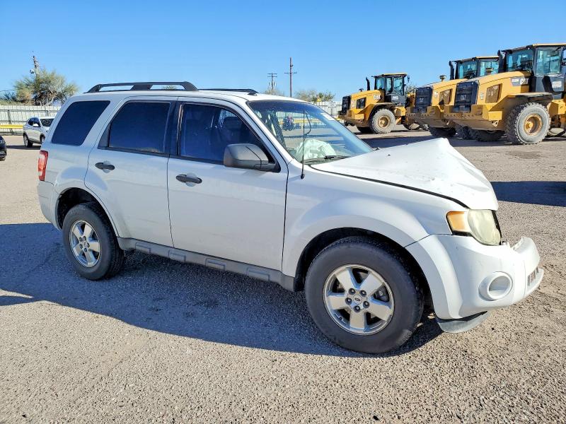 Photo 4 from auction – 2011 FORD ESCAPE with VIN 1FMCU9DG7BKB99838