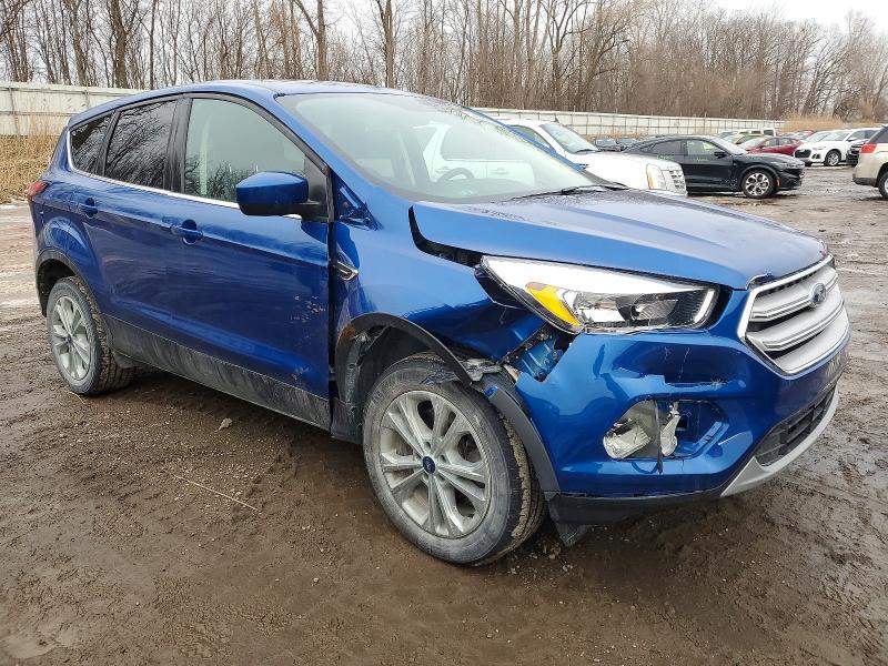 Photo 4 from auction – 2019 FORD ESCAPE SE with VIN 1FMCU9GD9KUA16252